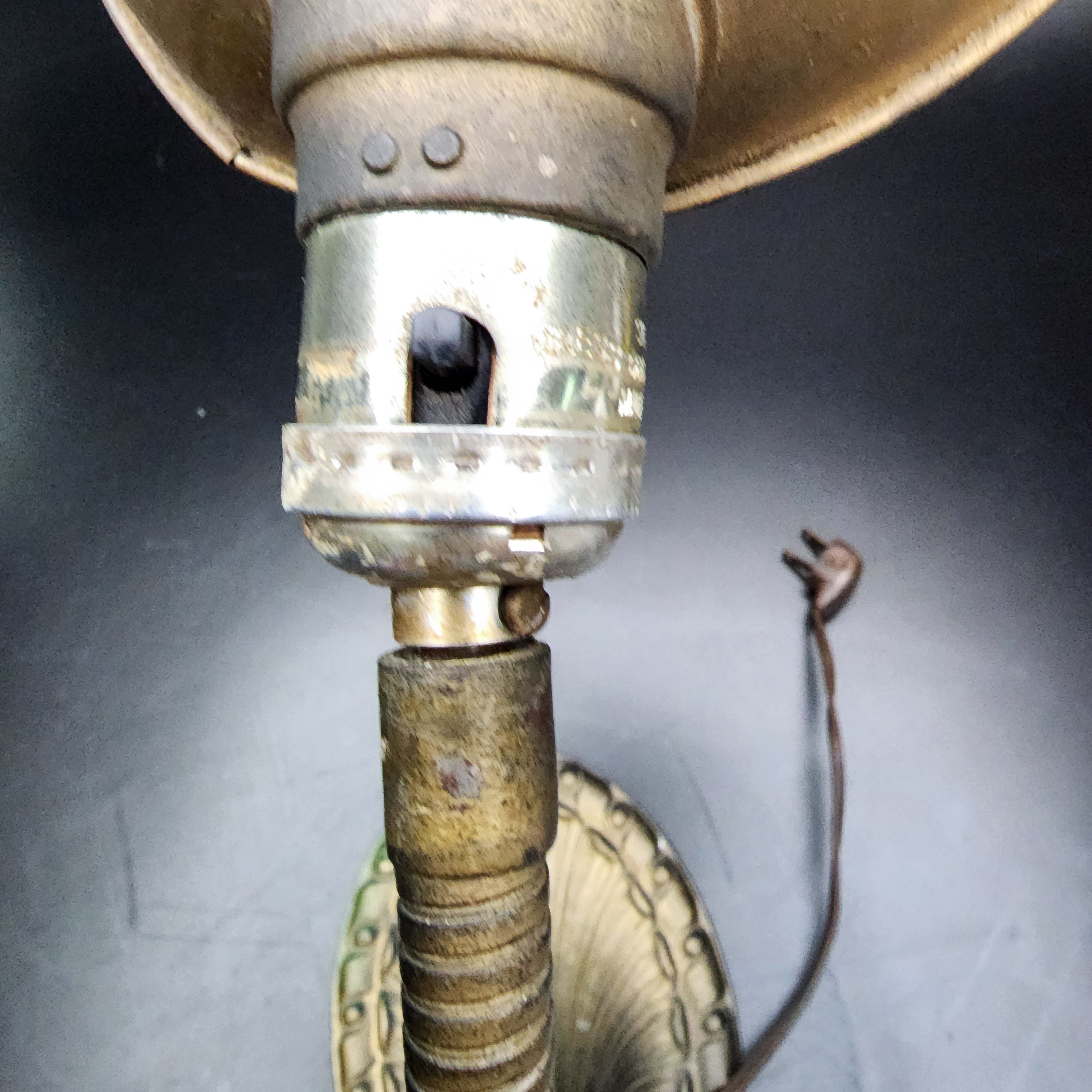 Aladdin No. 54 Gooseneck Lamp Cast Iron Shell Base Vintage Art
