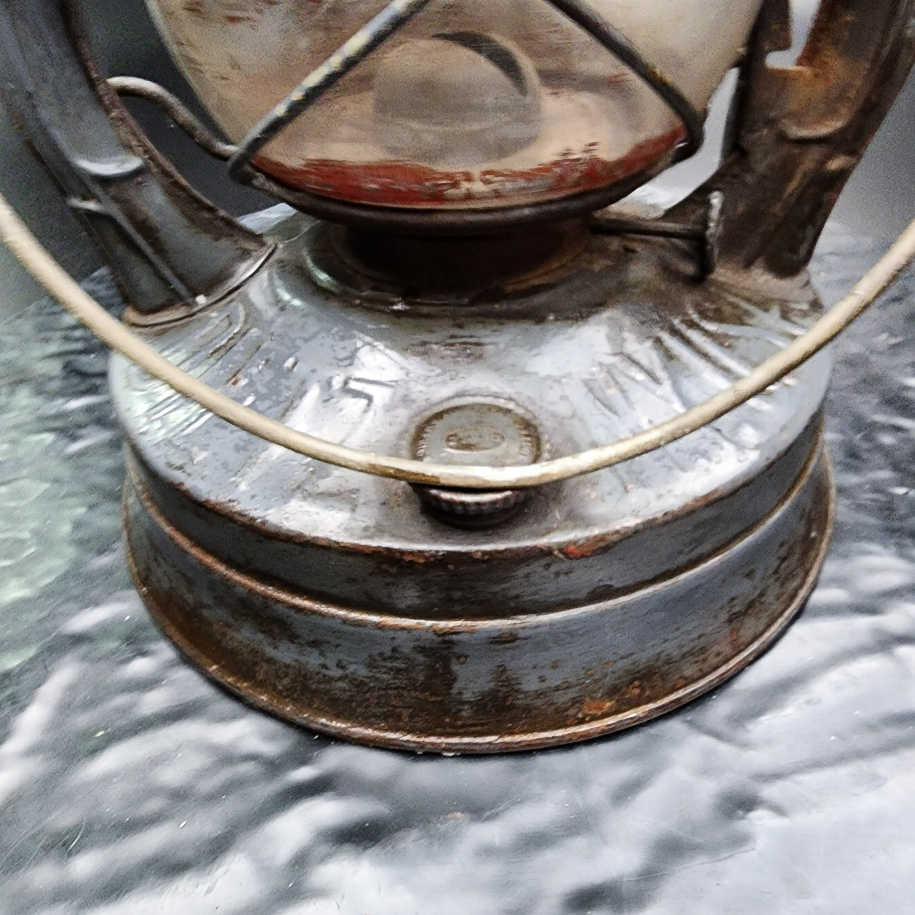 Dietz No. 2 D-Lite Lantern Antique Kerosene LOC-NOB Globe NY USA Barn Farm✅ - Picture 5 of 8